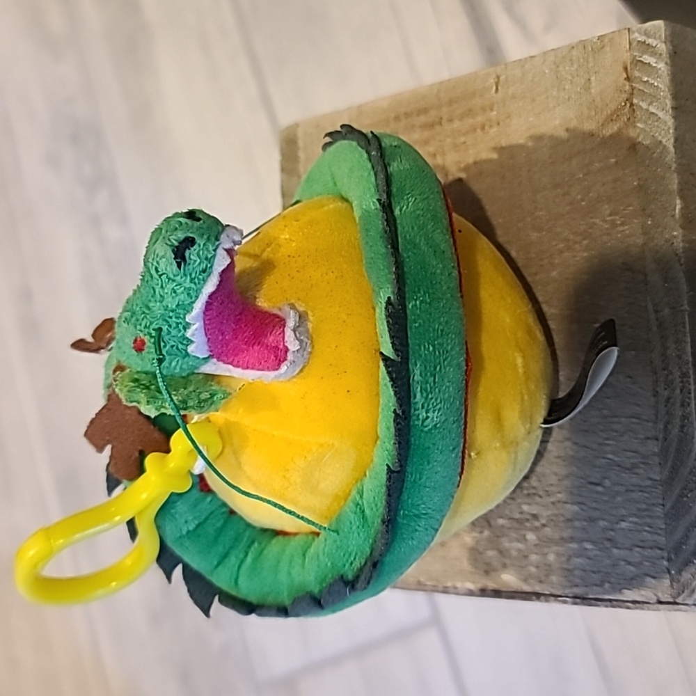 Loot Crate DragonBall Z backpack charm